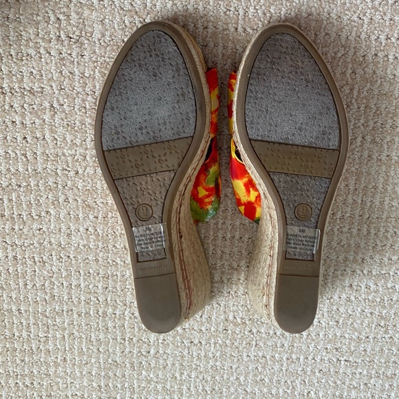 Wedge Sandals - Picture 7 of 7